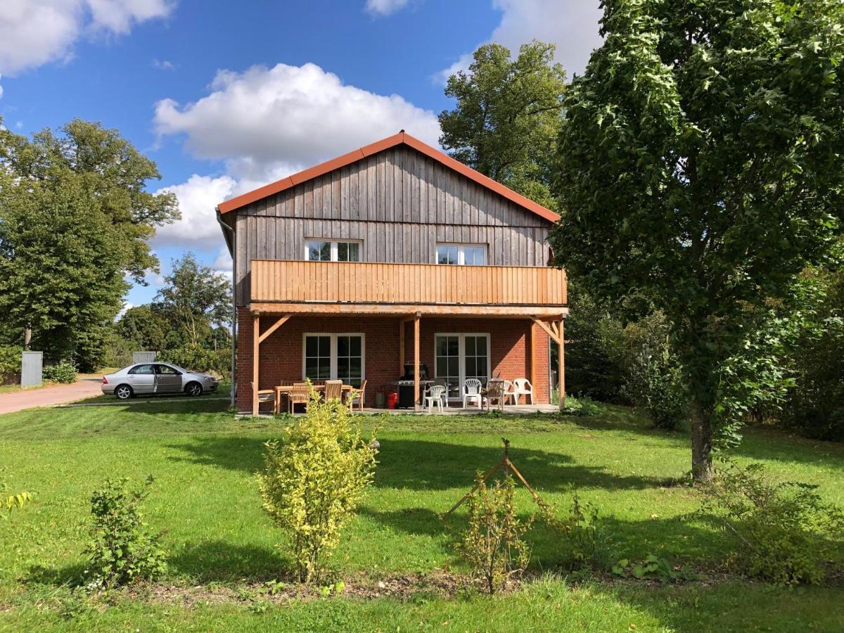 Farm-Chalet Renzow Exterior photo
